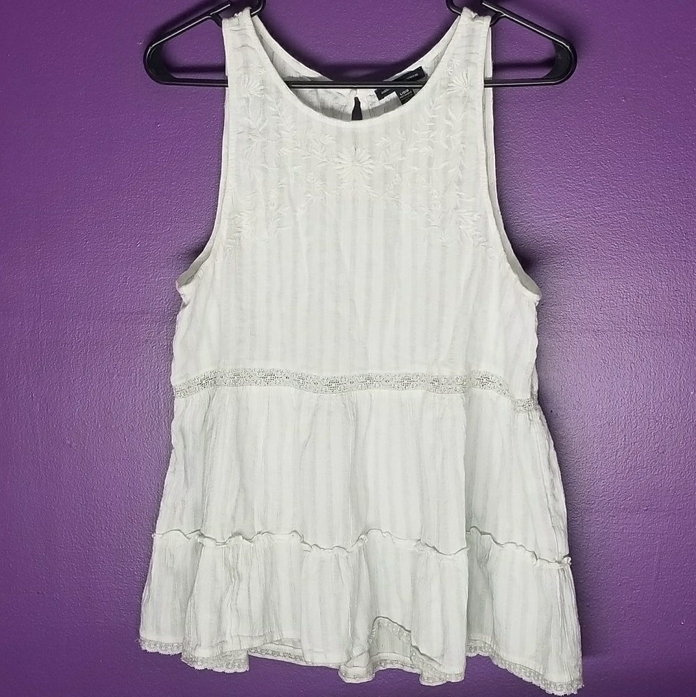 American Eagle Outfitters White Top